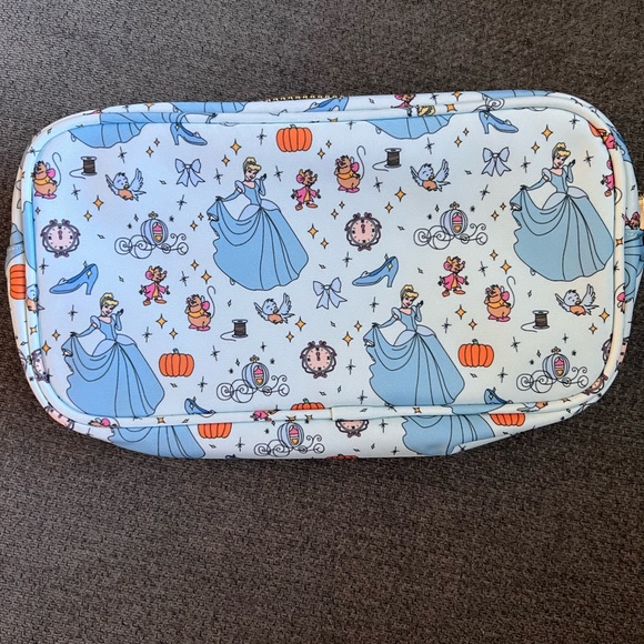 Stoney clover lane Cinderella small pouch - Picture 1 of 3